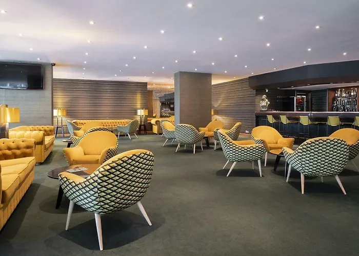 Hf Ipanema Park Порту